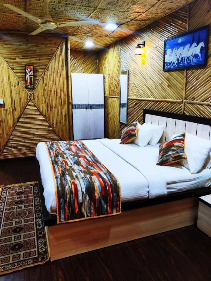 Hotel Bamboo Castle Jaipur Ngoại thất bức ảnh