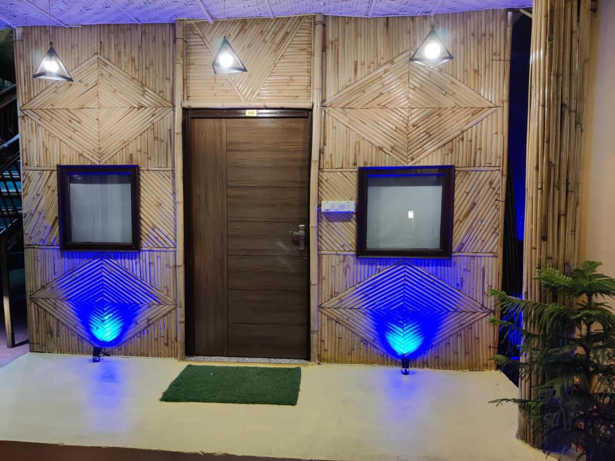 Hotel Bamboo Castle Jaipur Ngoại thất bức ảnh