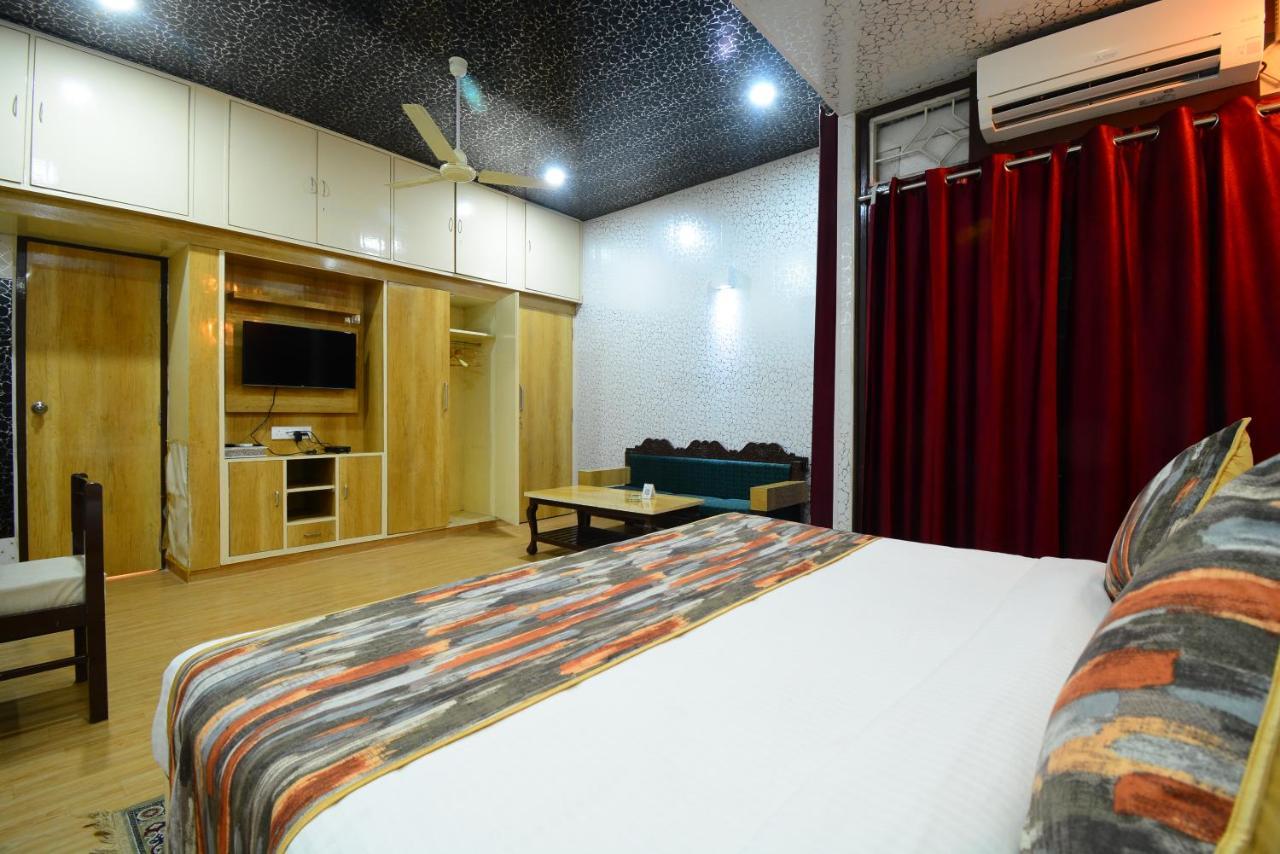 Hotel Bamboo Castle Jaipur Ngoại thất bức ảnh