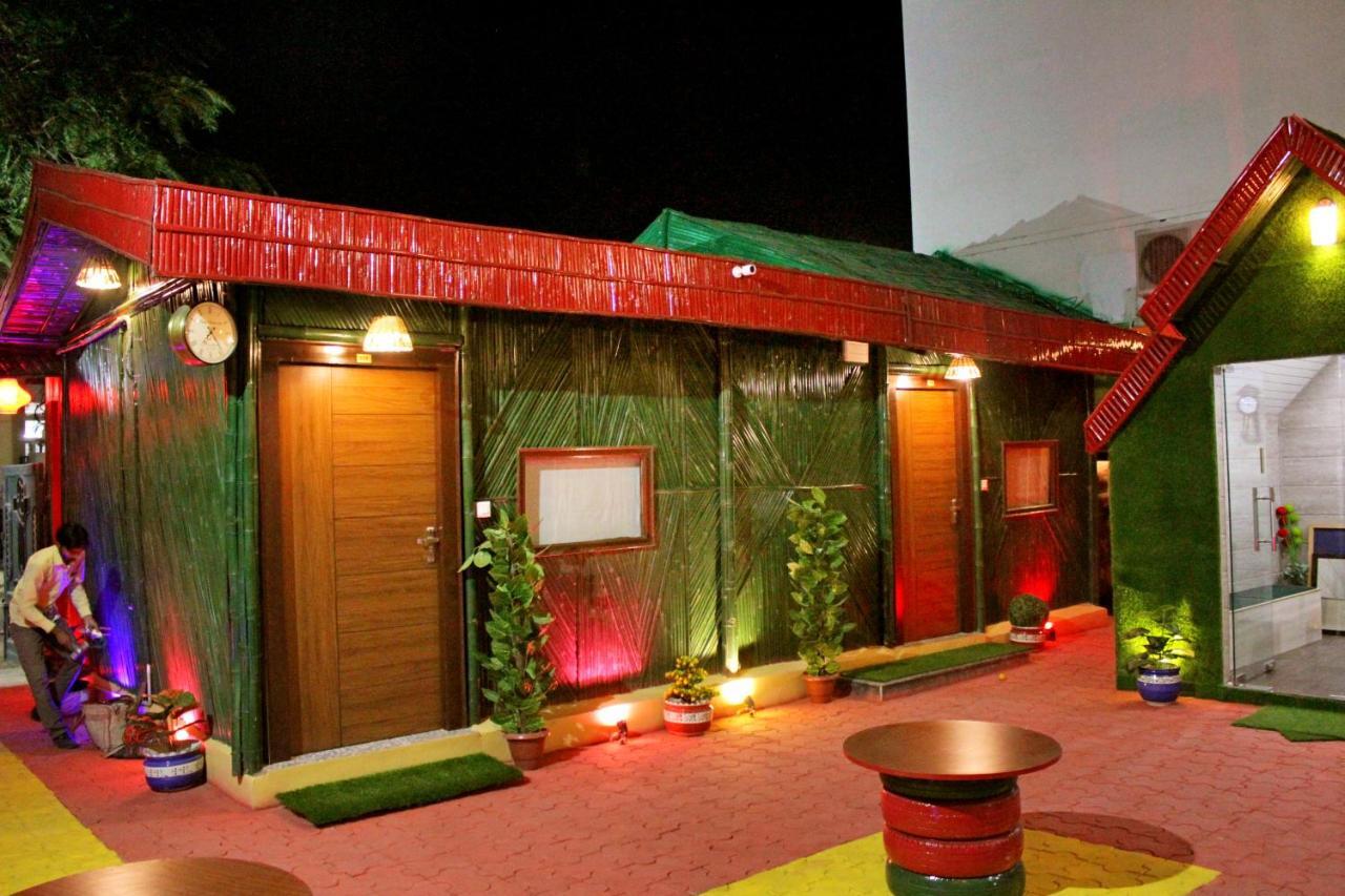 Hotel Bamboo Castle Jaipur Ngoại thất bức ảnh