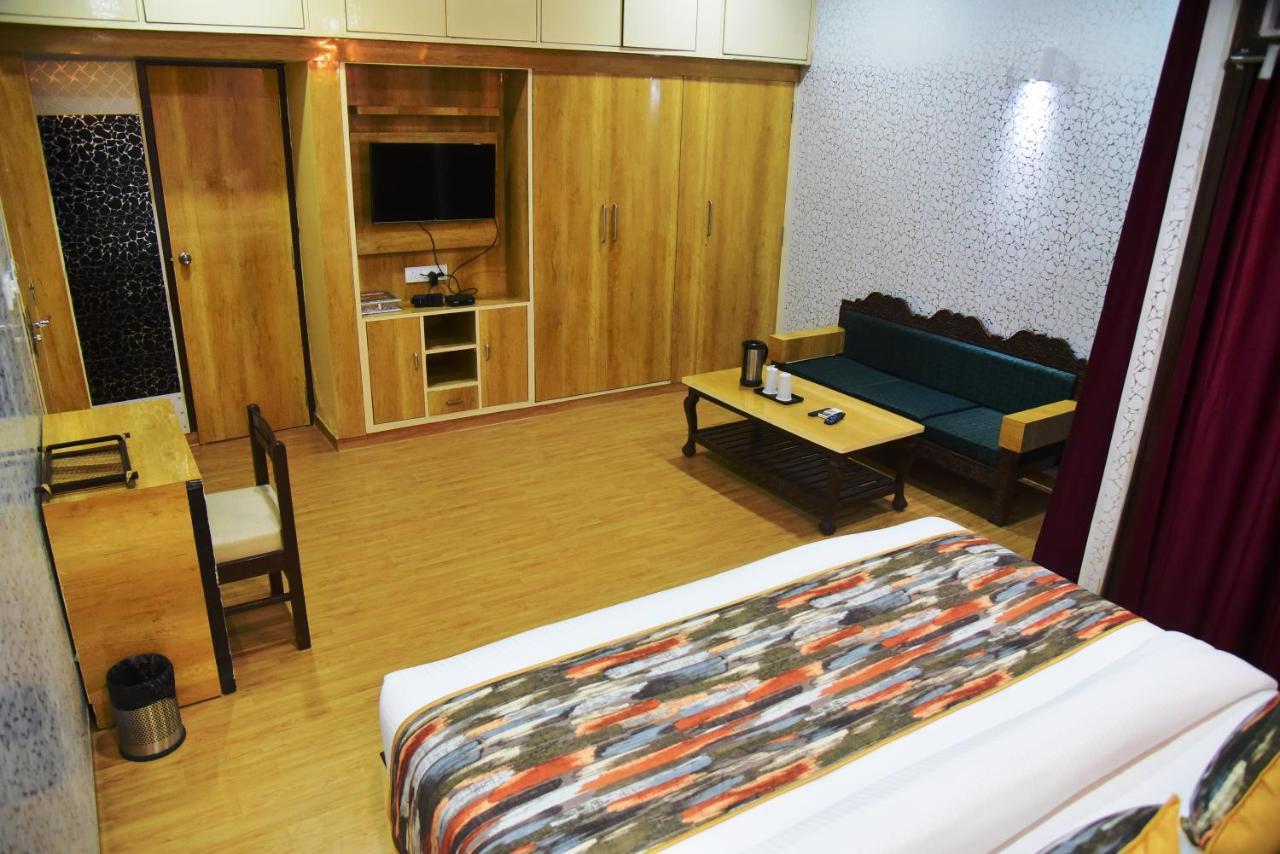 Hotel Bamboo Castle Jaipur Ngoại thất bức ảnh